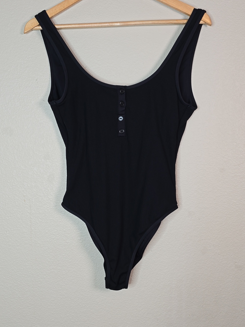 L×SPACE Riding High Ribbed Float On Black One Piece Swimming Suit Size 8. - Picture 2 of 9